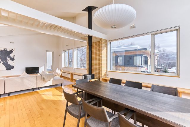 20240124 Niseko Central J House Living Room View Winter DSC6223 Lores 1