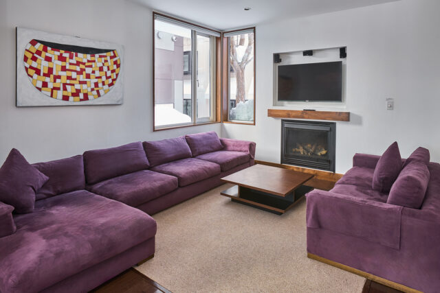 20240130 N Iseko Central Miyuki MY01 Living Room Winter DSC2611 Lores 2