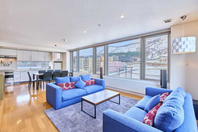 20240411 Niseko Central Yama Shizen East YE601 Winter Living Room DSC4435 Lores 1