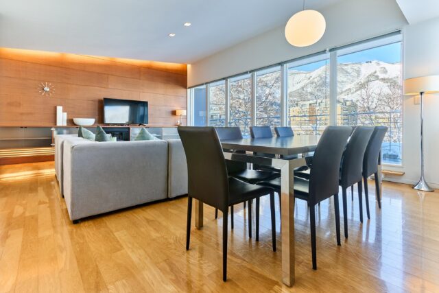 20241218 Niseko Central Yotei Tracks YT503 Winter Living Room DSC4465 Lores 1