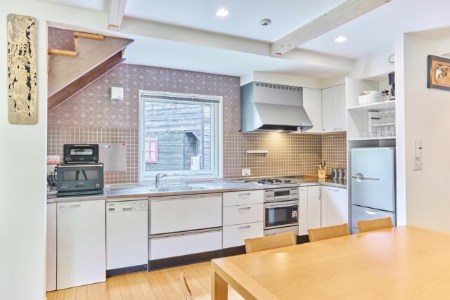 20250602 Niseko Central Mori R Summer Kitchen DSC6770 Lores 1