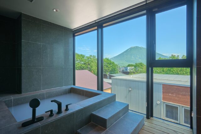 20250708 Niseko Central Sekka Kan2 Summer Jacuzzi DSC9927 Lores 1 1