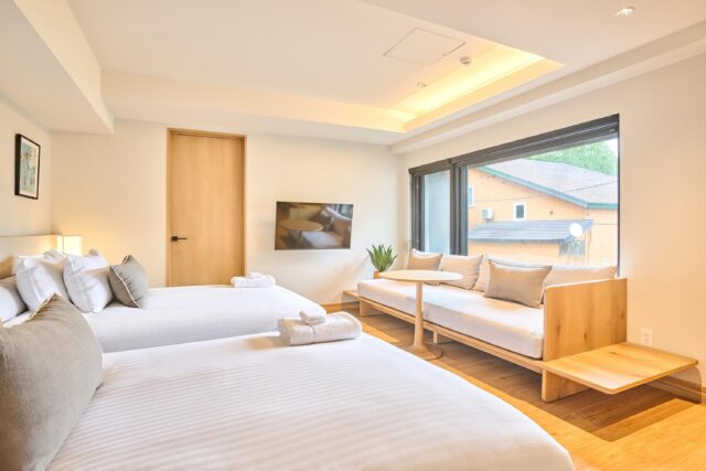 20250805 Niseko Central Sekkakan1 Summer Bedroom3 DSC2476 Lores 1