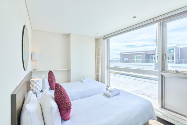 20250910 Niseko Central Yama Shizen East YE601 Summer Bedroom DSC5356 Lores 2