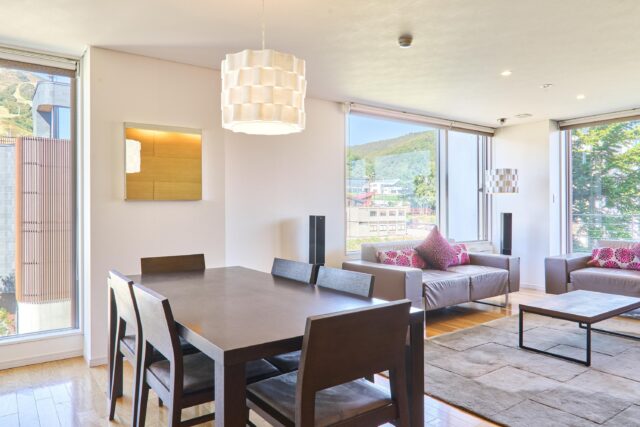 Yama Shizen East 401 Kitchen