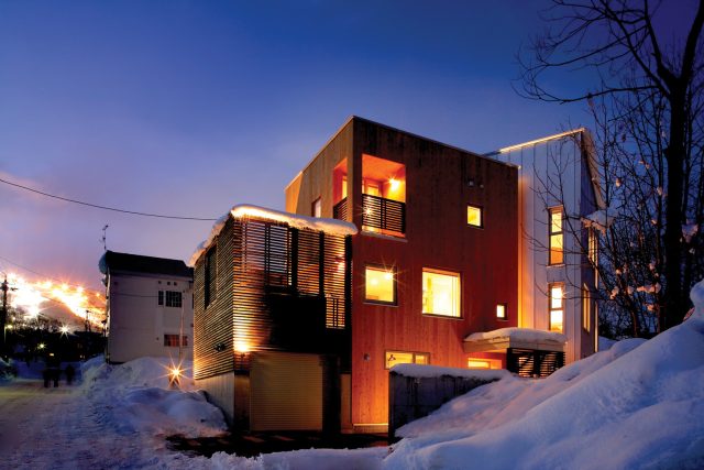 ezo-365-winter-exterior