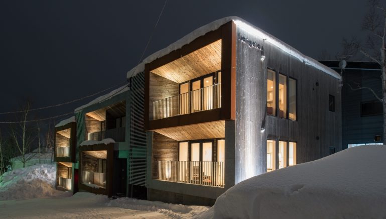 Relax in a winter paradise at Hangetsu.