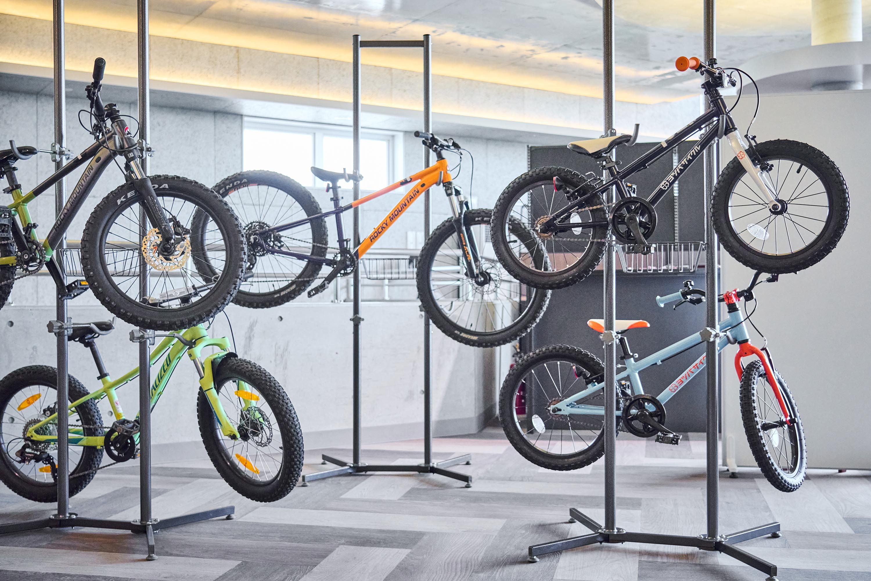 東急グラン・ヒラフのマウンテンバイクパークで、自然を感じながら夏の