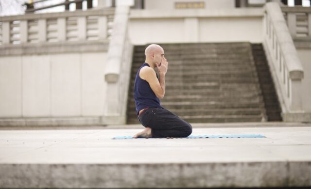 Aram Raffy Yoga 3