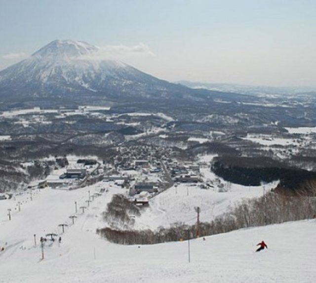 Niseko Piste 3011149bCrop