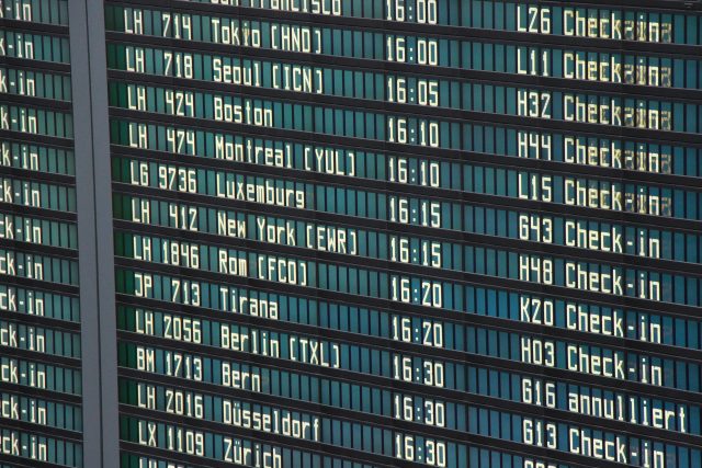 Airport board departures arrivals travel pixabay 1992620