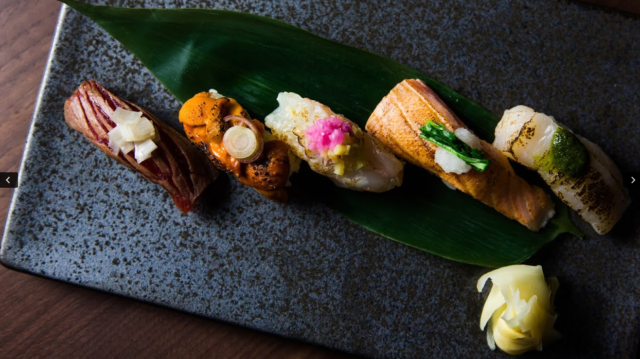 An Dining sushi