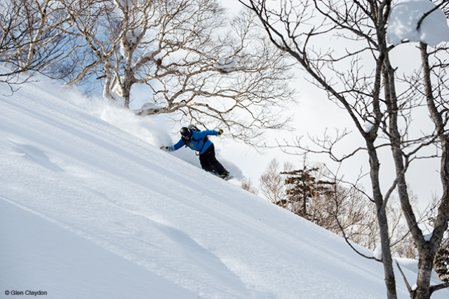 Rob Kingwill riding in Niseko, Japan