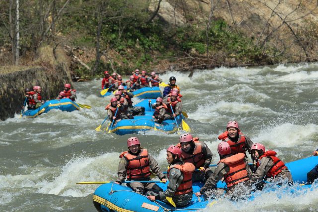 Water rafting on the Shiribeshi River.