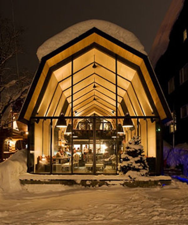 the-barn-exterior-300
