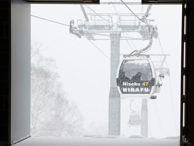 Wintersnow Gondolaopening 12 02 17 14