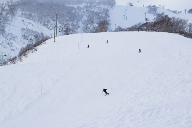 Niseko Grand Hirafu slopes captured on November 15th.
