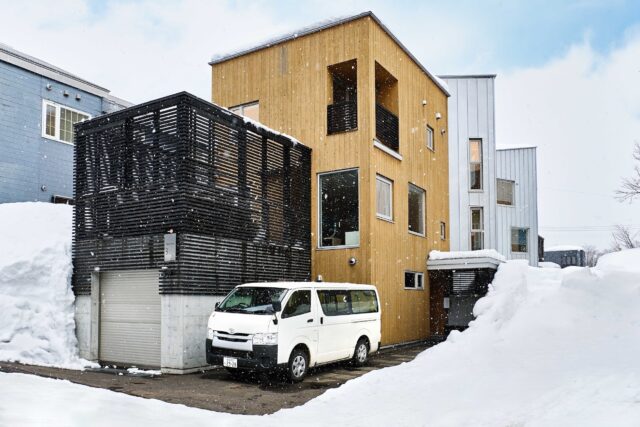 20240208 Niseko Central EZO EZ03 Sakari Luxe Exterior Winter DSC6141 Hires 1 low RK