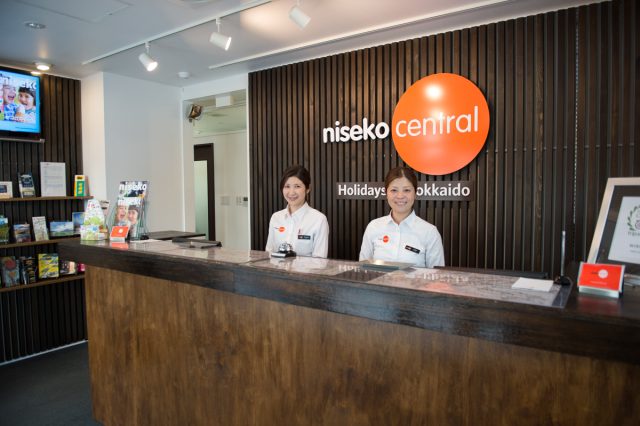 Nc Front Desk With Meiko And Yu
